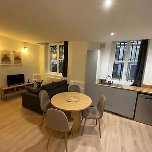 Cozy 1br+sofa Bed In Center Lyon
