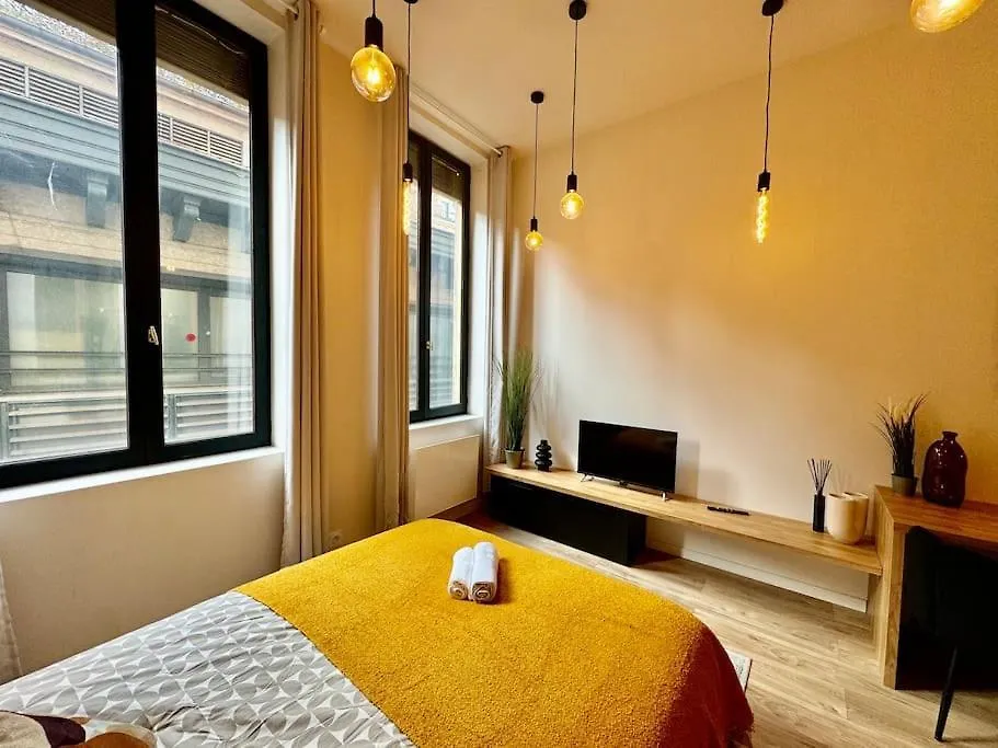 Suite Bergame Lyon Apartment